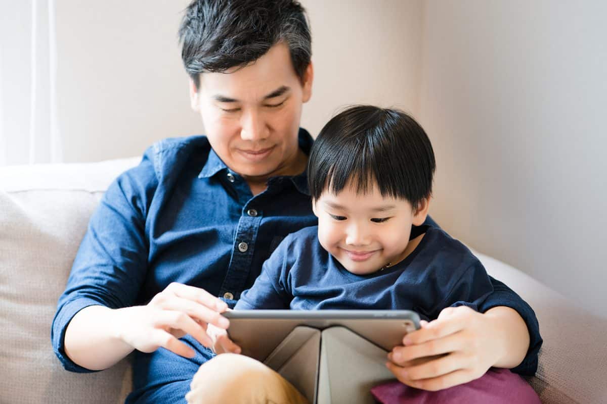 How Grandparents Can Impact the Influence of Screens on Their Grandchildren
